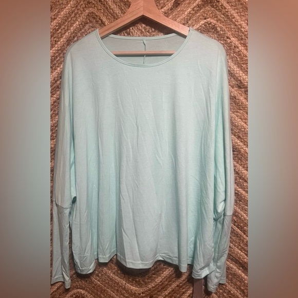 Emery Rose Oversized Top & Andree Blue Boho Long Sleeve Bundle,Size S,NWT - Picture 2 of 13